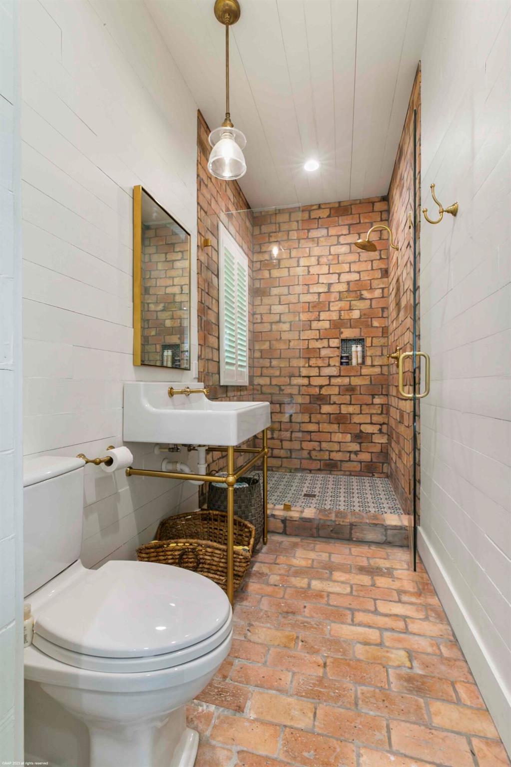 EQUESTRIAN CLUB ESTATES 3 - Residential