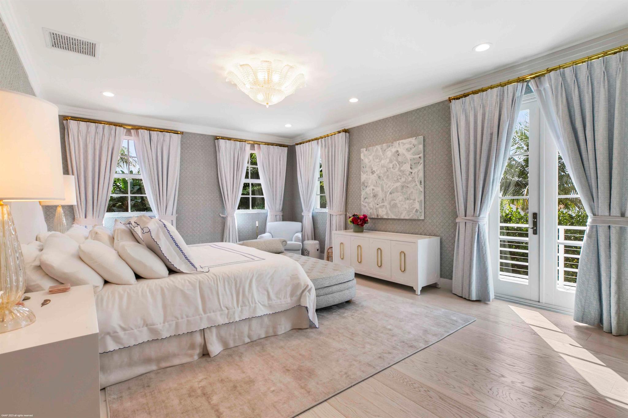 EQUESTRIAN CLUB ESTATES 3 - Residential