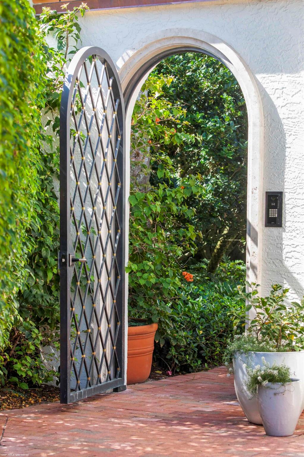 EQUESTRIAN CLUB ESTATES 3 - Residential