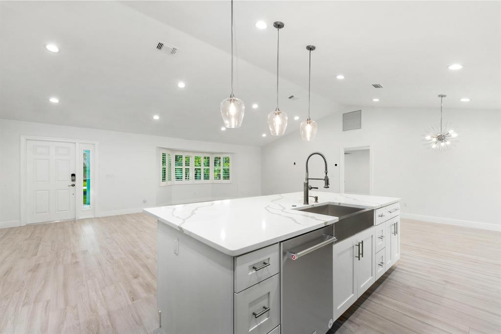 Rocky Point Waterfront - Residential