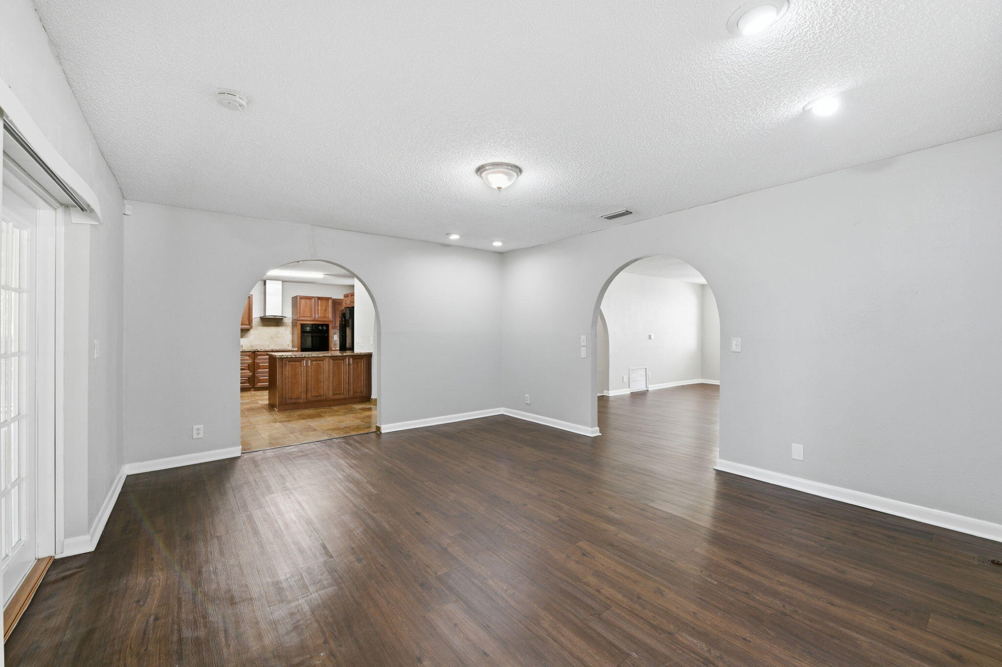 FOREST HILLS SOUTH - Residential