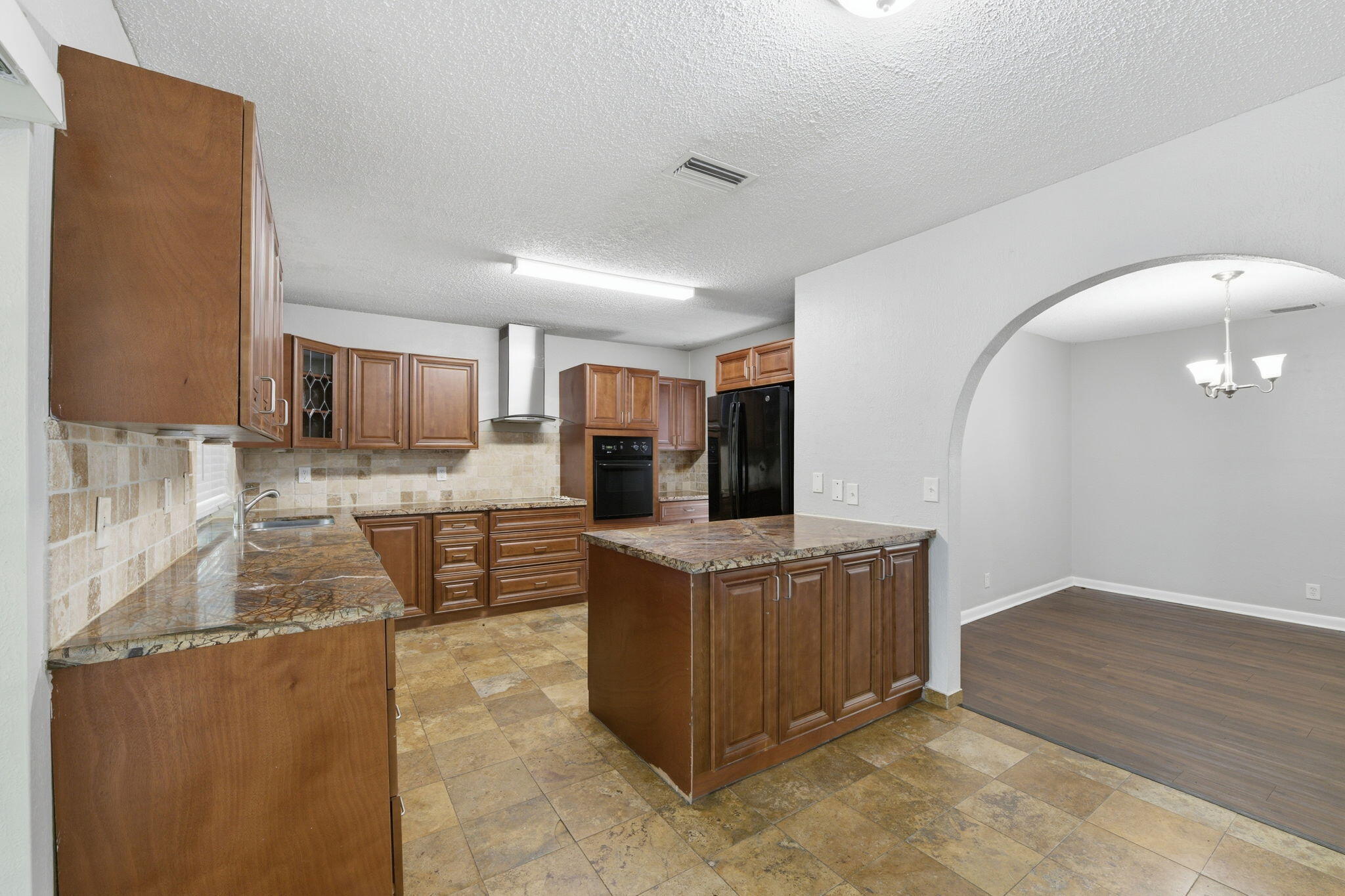 FOREST HILLS SOUTH - Residential