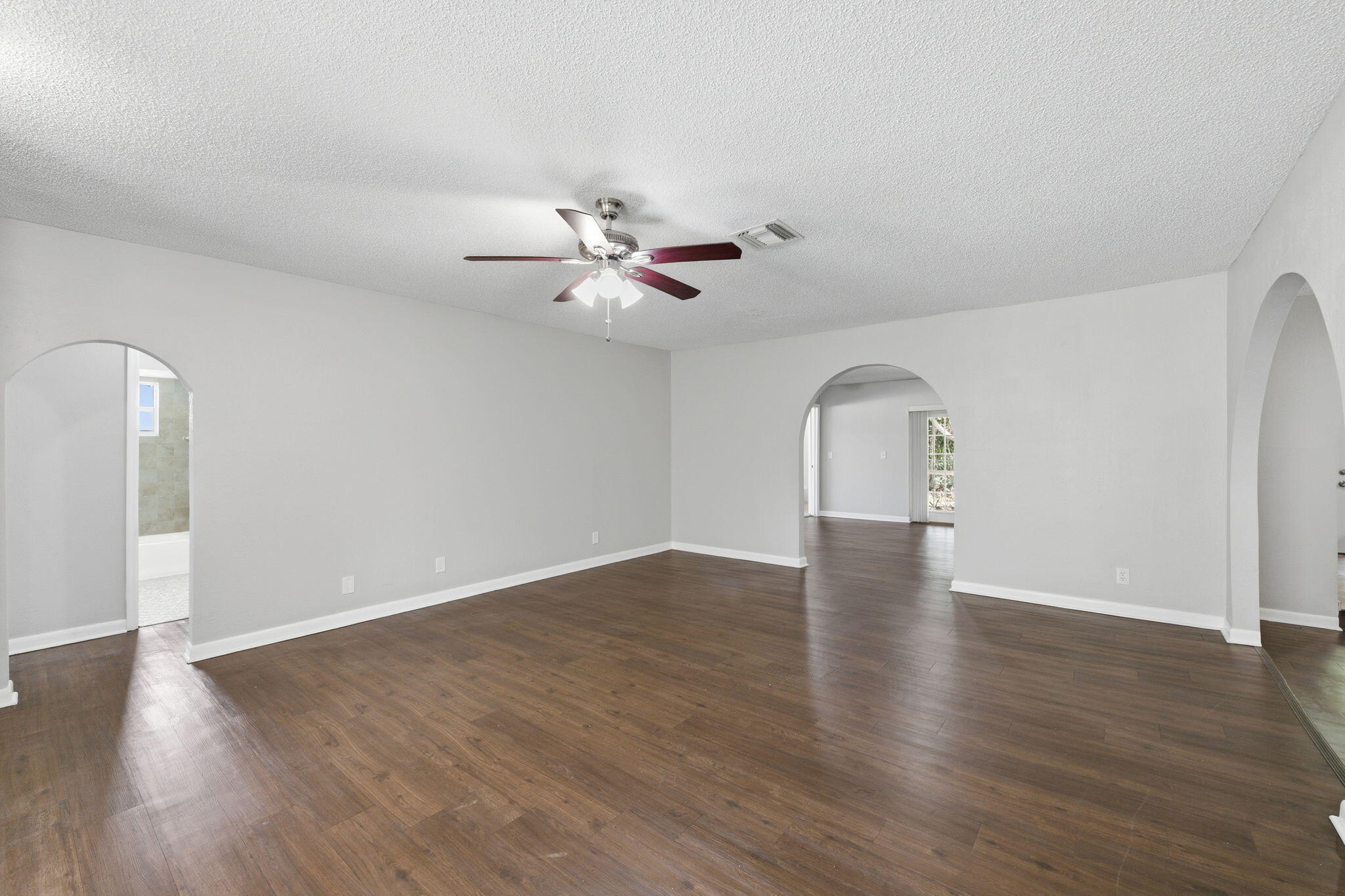 FOREST HILLS SOUTH - Residential