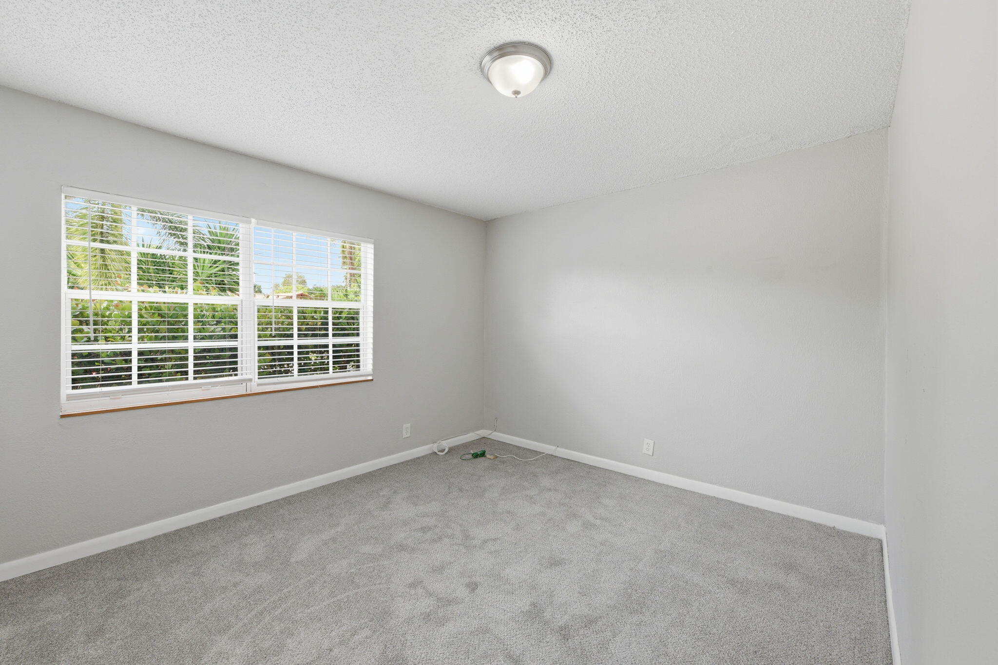 FOREST HILLS SOUTH - Residential