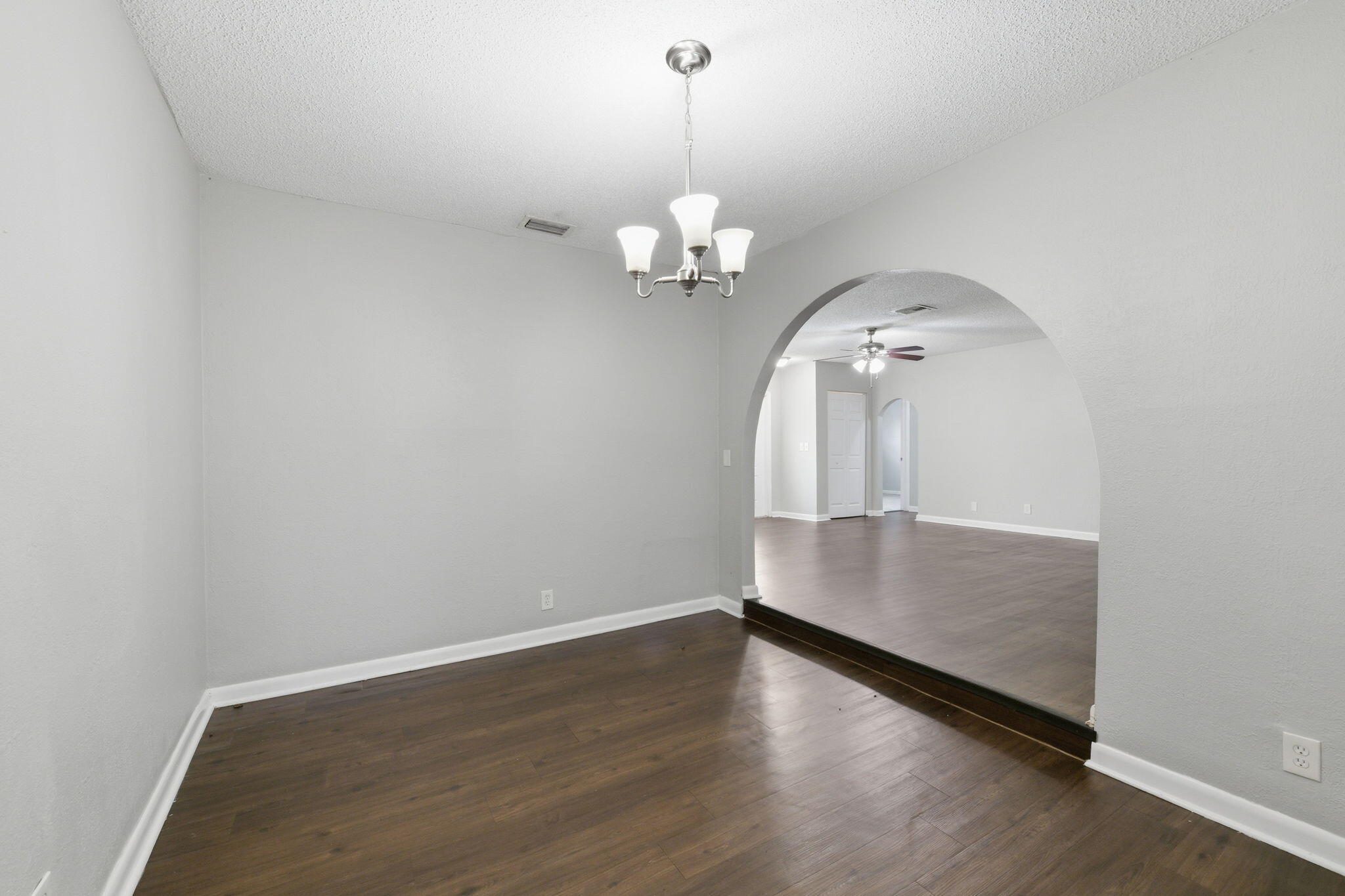 FOREST HILLS SOUTH - Residential