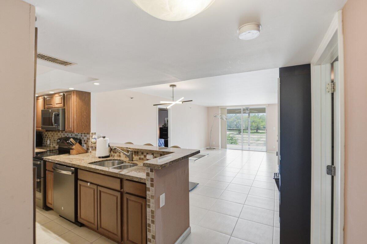 BOCA TEECA CONDO 10 - Residential