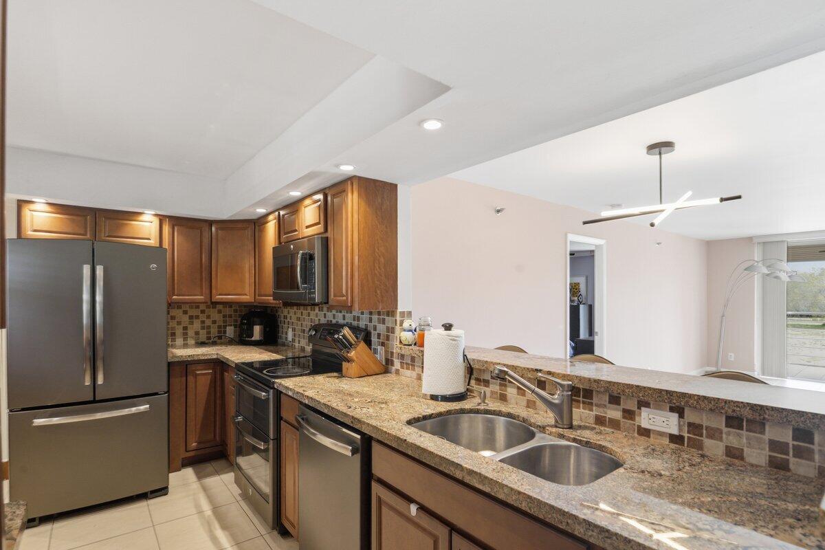 BOCA TEECA CONDO 10 - Residential