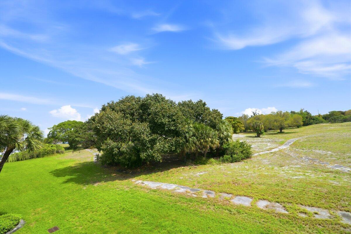 BOCA TEECA CONDO 10 - Residential