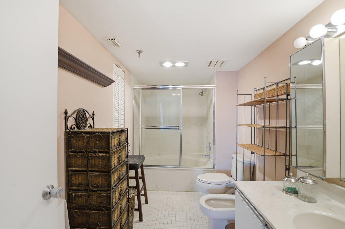 BOCA TEECA CONDO 10 - Residential