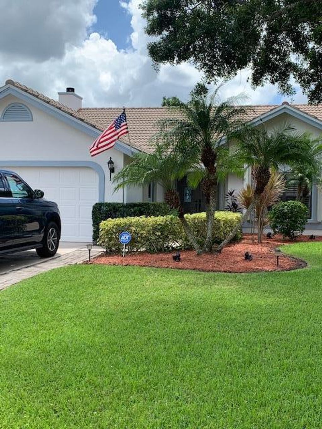 Photo of 1346 SW Cedar Cove Cv SW, Port St Lucie, FL 34953 (MLS # R10738372)