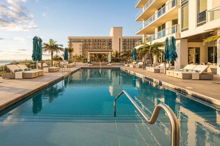 Vista Blue Singer Island - Residential