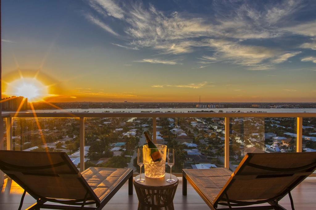 Vista Blue Singer Island - Residential