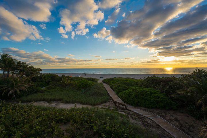 Vista Blue Singer Island - Residential