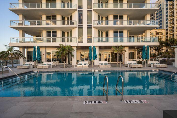 Vista Blue Singer Island - Residential