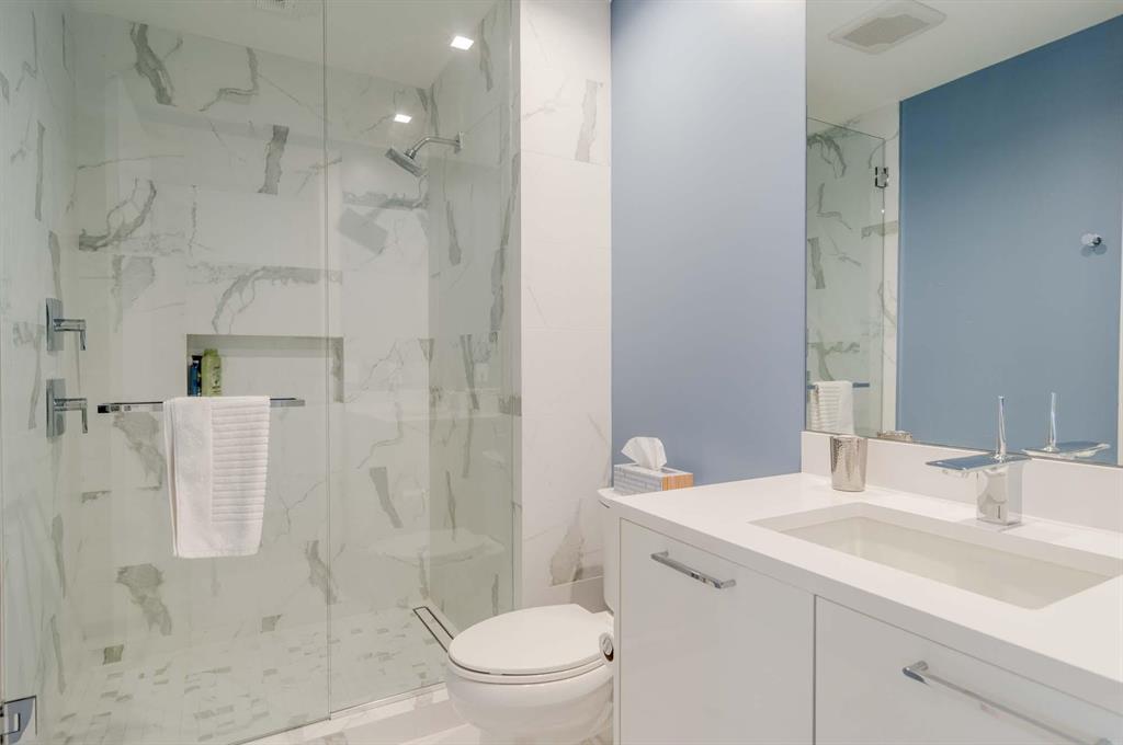 Vista Blue Singer Island - Residential