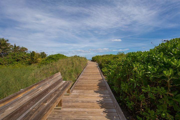 Vista Blue Singer Island - Residential