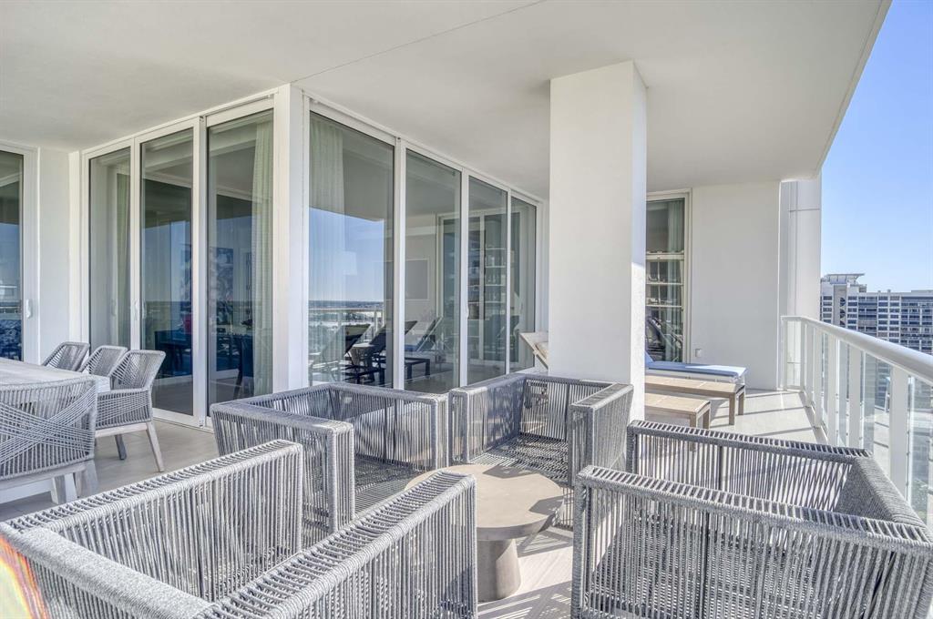 Vista Blue Singer Island - Residential