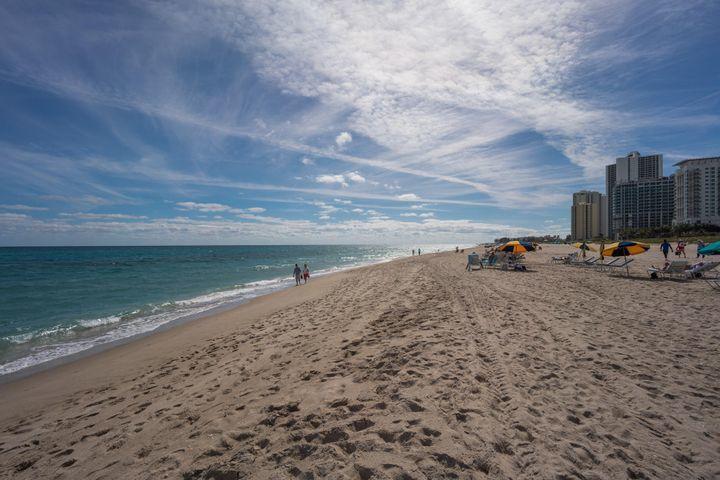 Vista Blue Singer Island - Residential