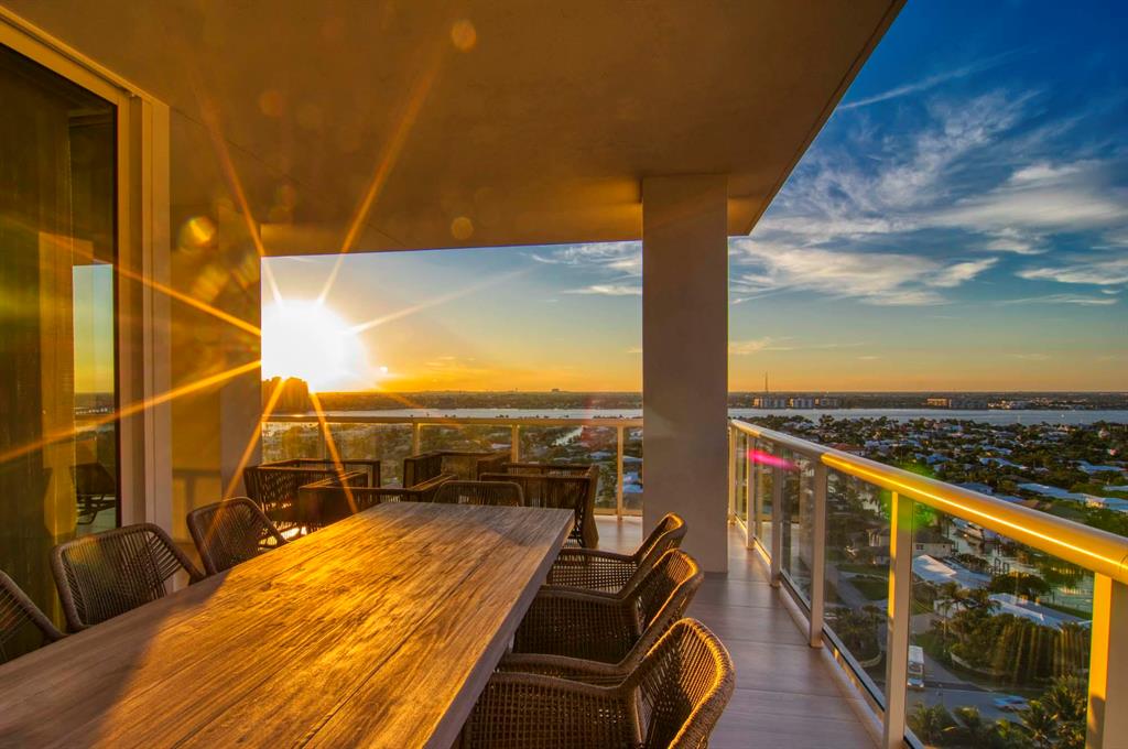 Vista Blue Singer Island - Residential