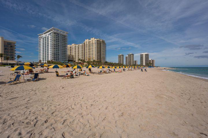 Vista Blue Singer Island - Residential