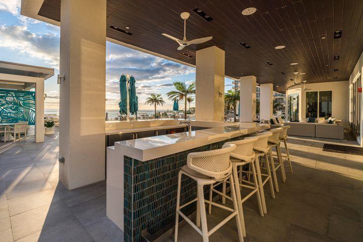 Vista Blue Singer Island - Residential