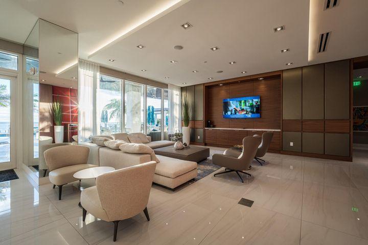 Vista Blue Singer Island - Residential