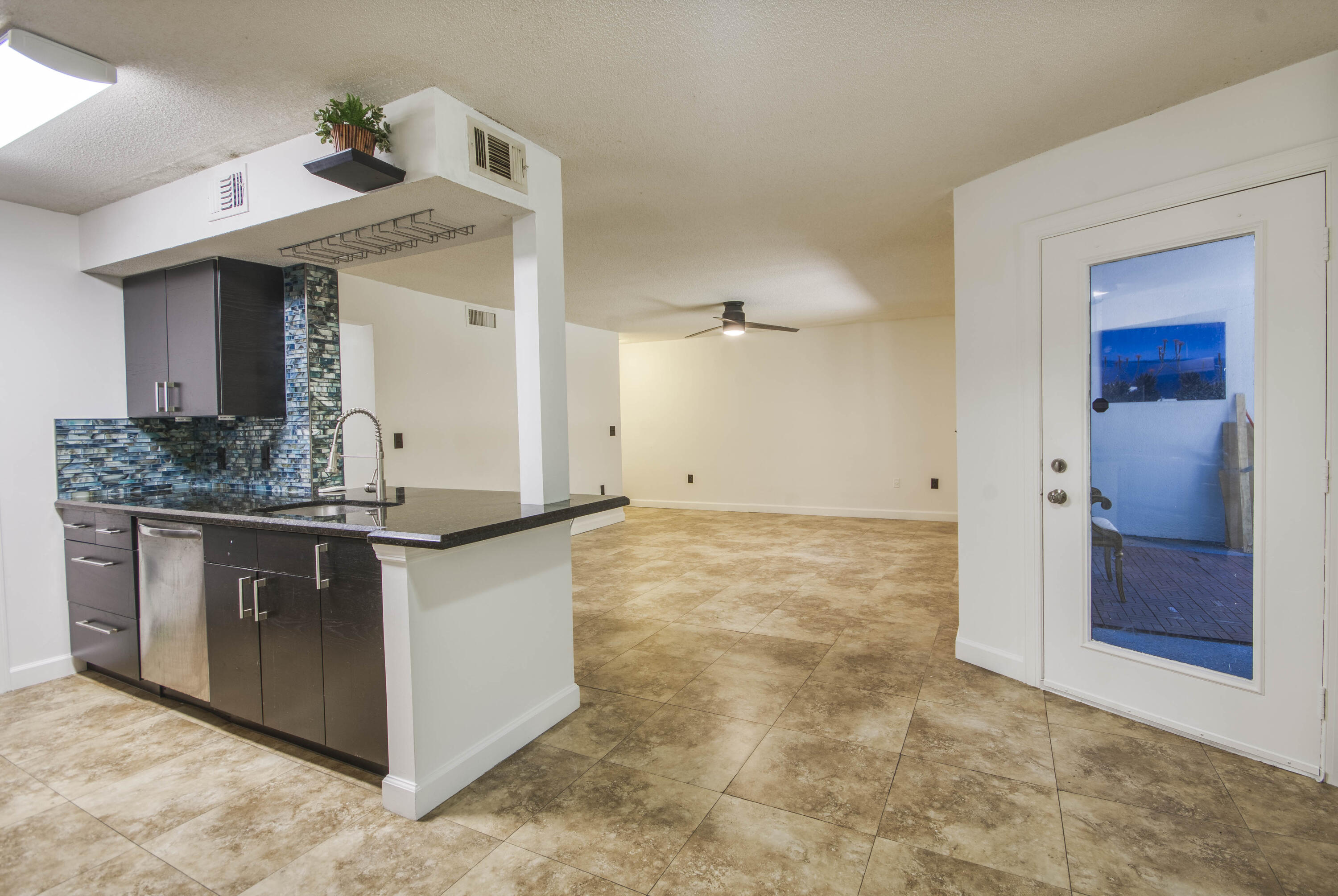 Casablanca Isles Condo - Residential