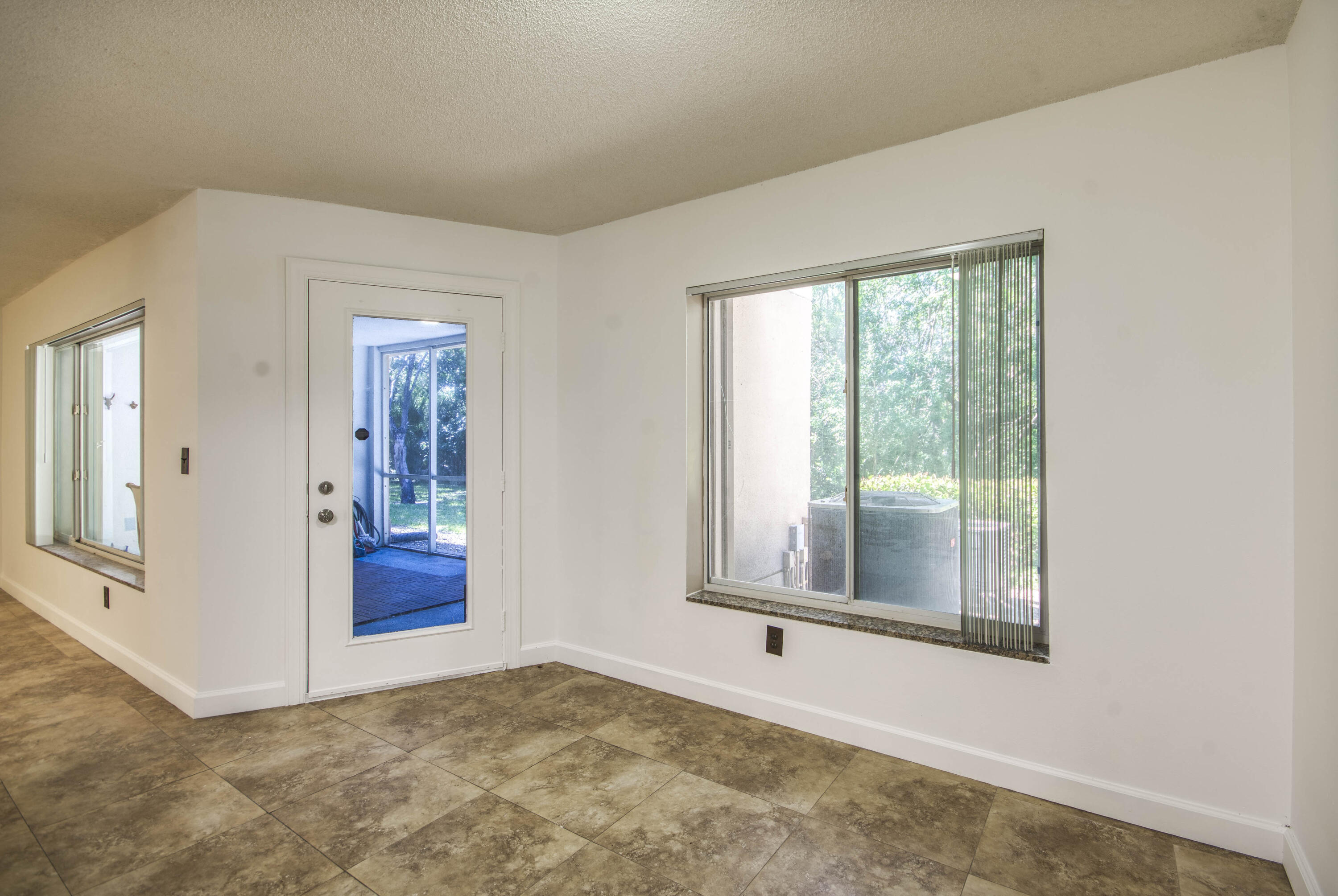 Casablanca Isles Condo - Residential