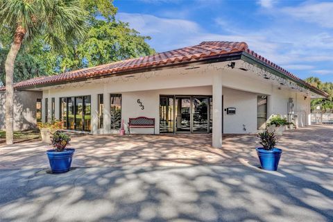 A home in Deerfield Beach