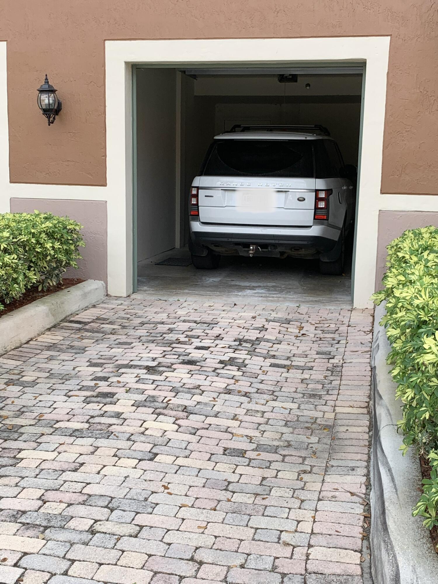 ST ANDREWS AT POLO CLUB CONDO - Residential Lease