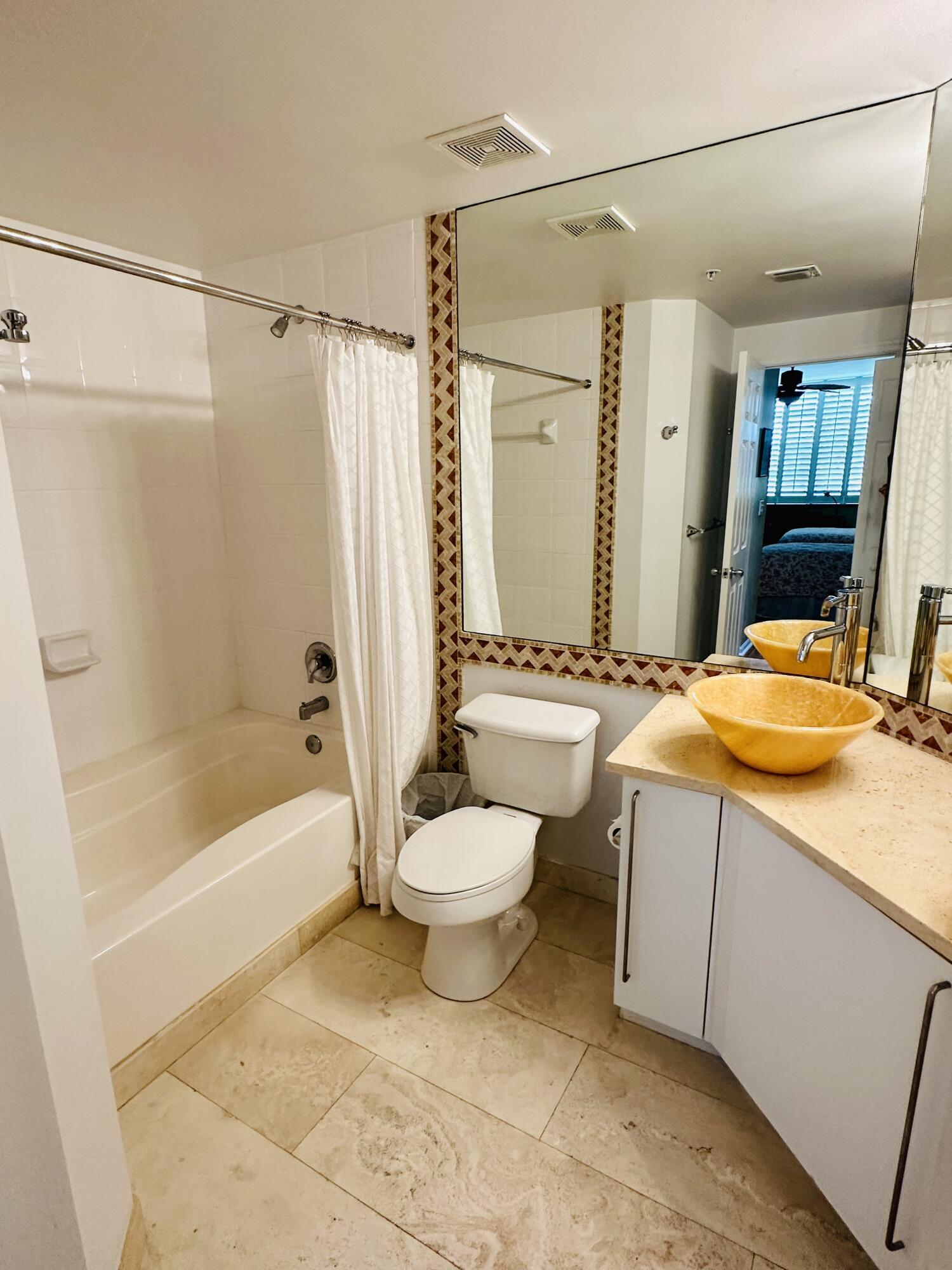 ST ANDREWS AT POLO CLUB CONDO - Residential Lease