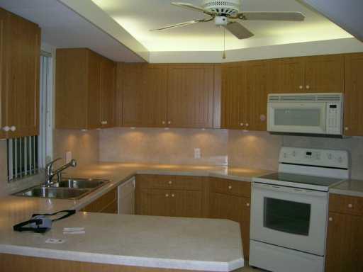 19800 Sandpointe Bay 104