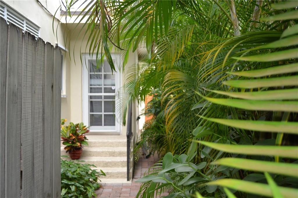 Colee Hammock 1-17 B - Residential