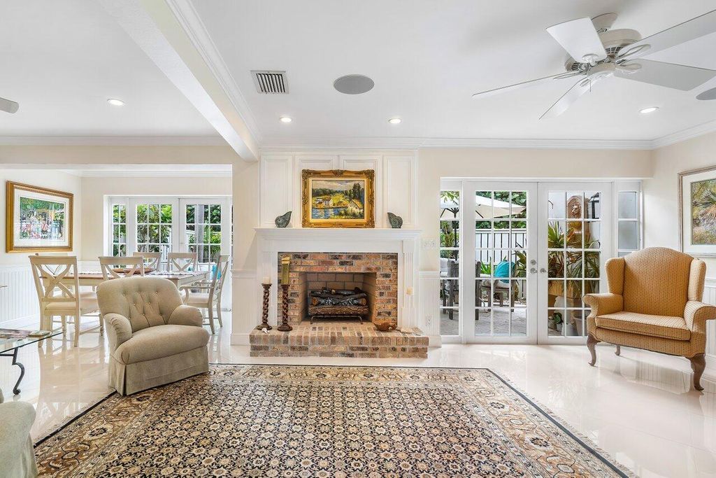 Photo of 220 Celestial Way #6, Juno Beach, FL 33408 (MLS # R10977863)