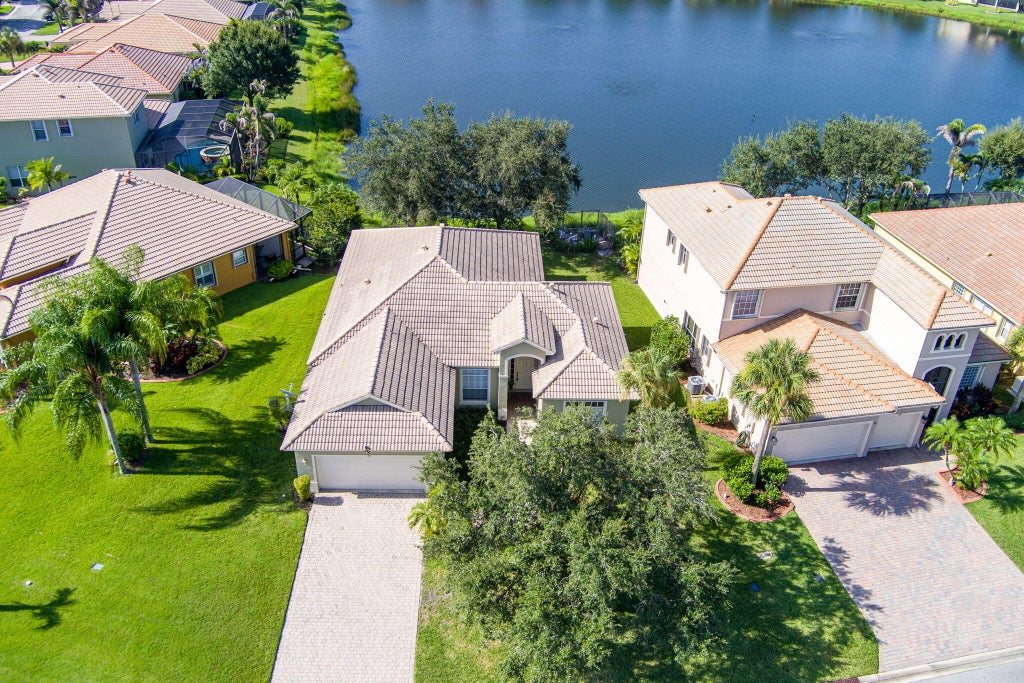Photo of 381 NW SHEFFIELD Circle, Port Saint Lucie, FL 34983 (MLS # B26063870)