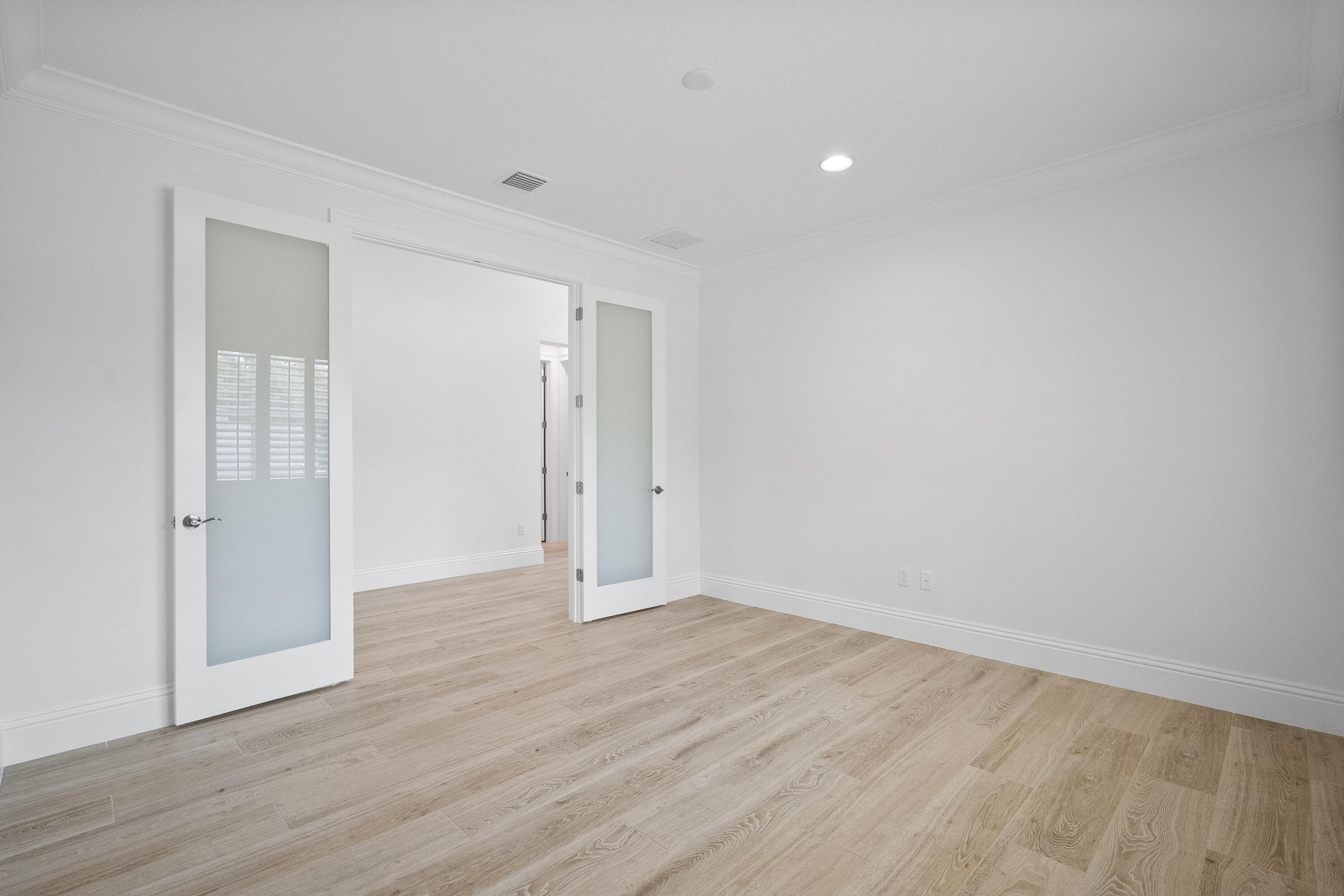 LUCAYA POINTE - PHASE 1 - Residential