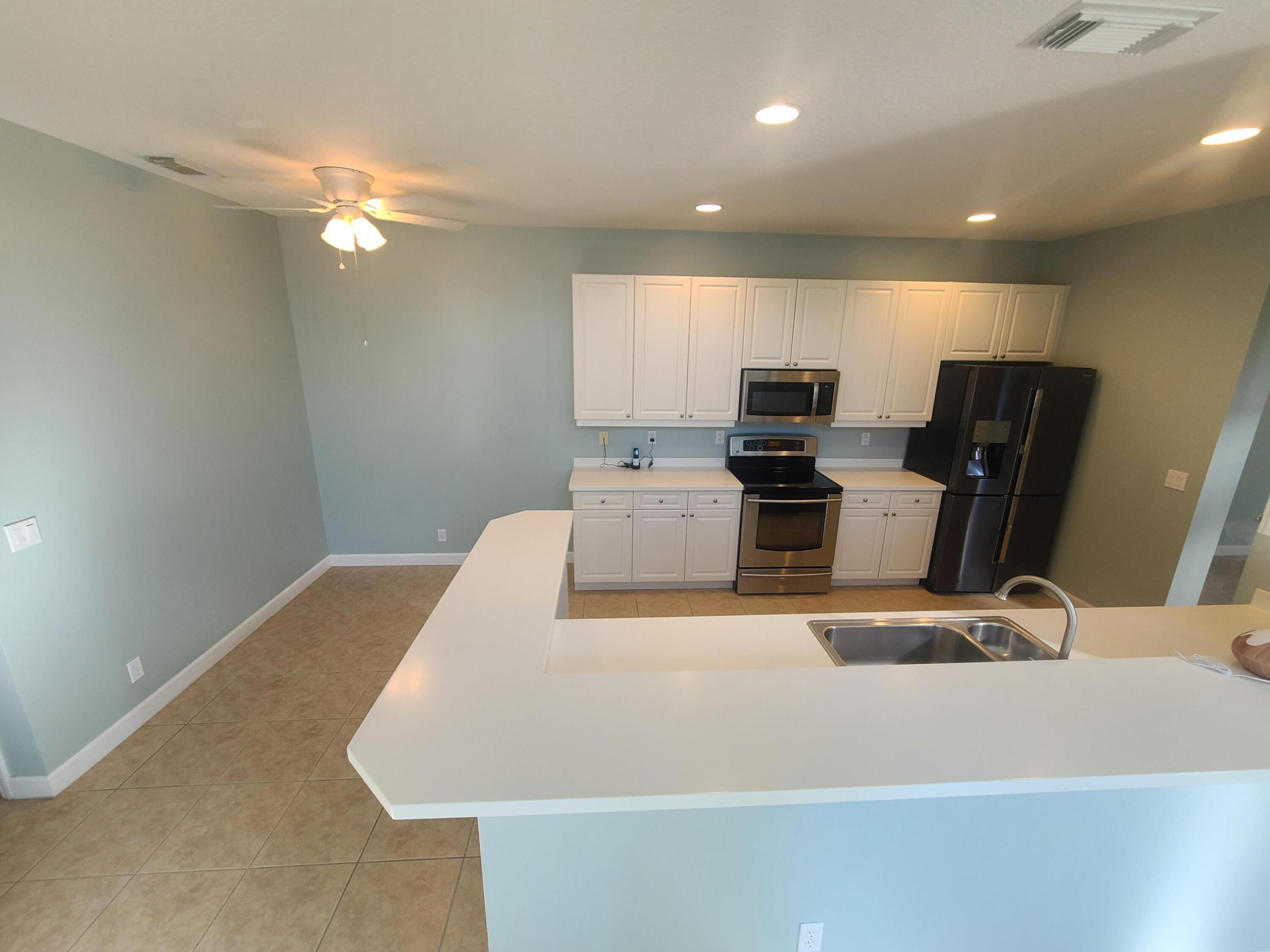 TRADITION PLAT NO 8 - Residential