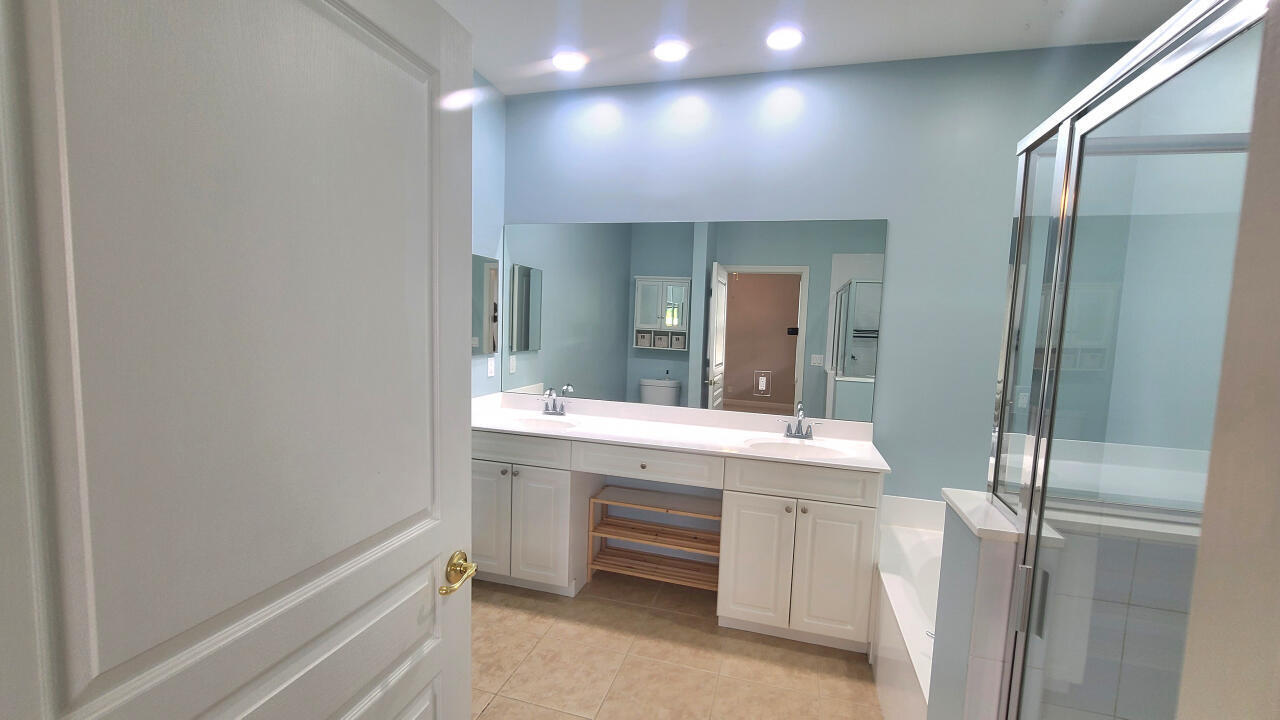 TRADITION PLAT NO 8 - Residential