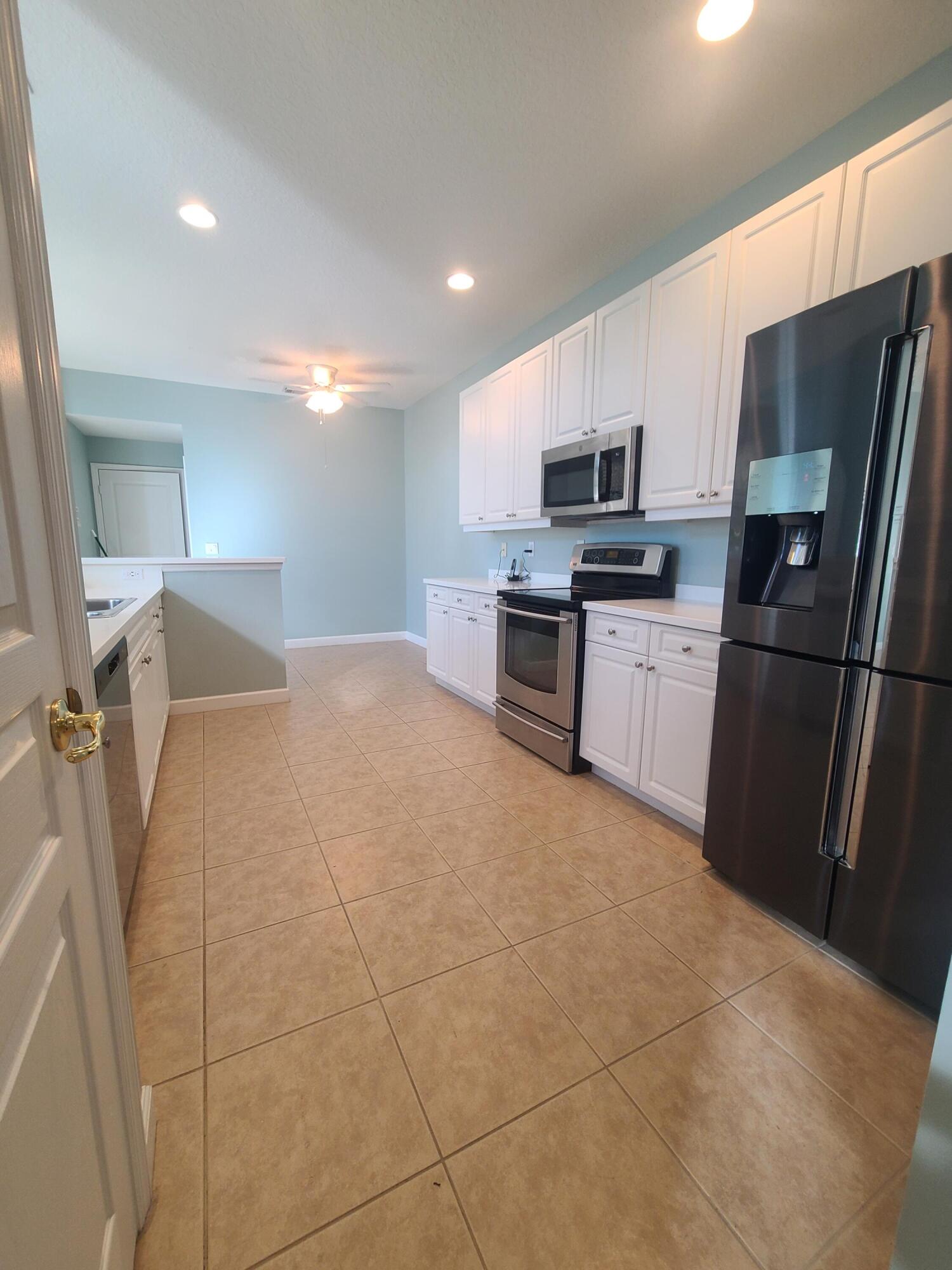 TRADITION PLAT NO 8 - Residential