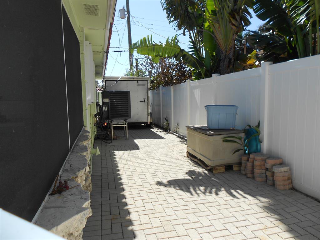 HYPOLUXO PARK - Residential