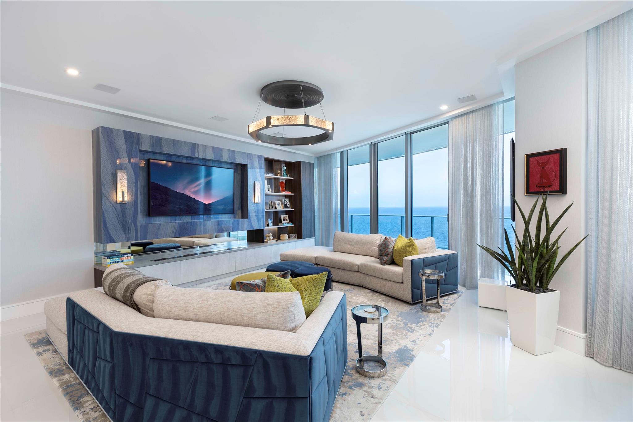 Paramount - Residential