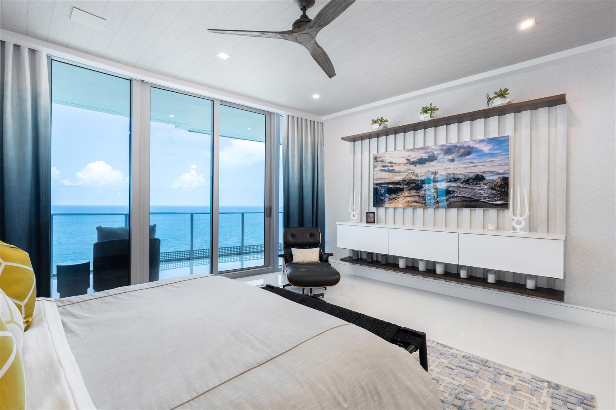 Paramount - Residential