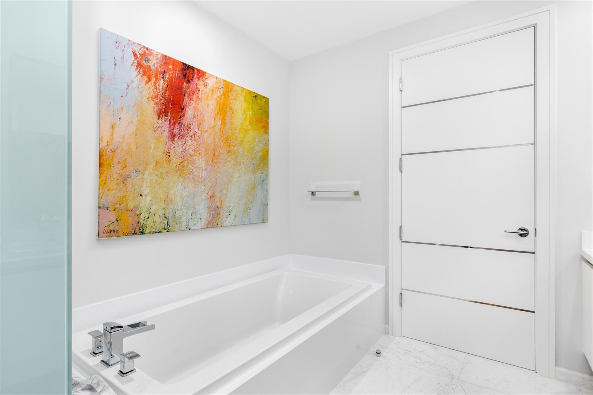 Paramount - Residential