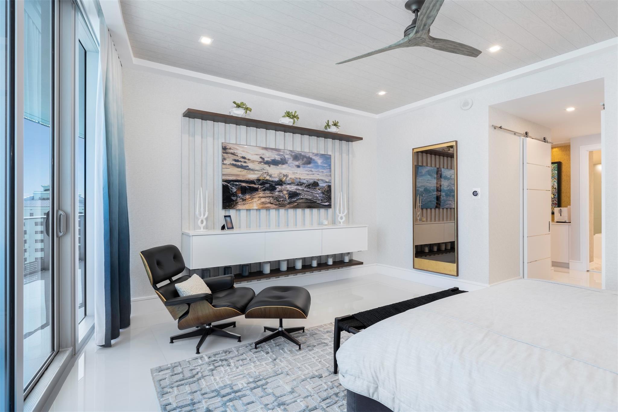 Paramount - Residential