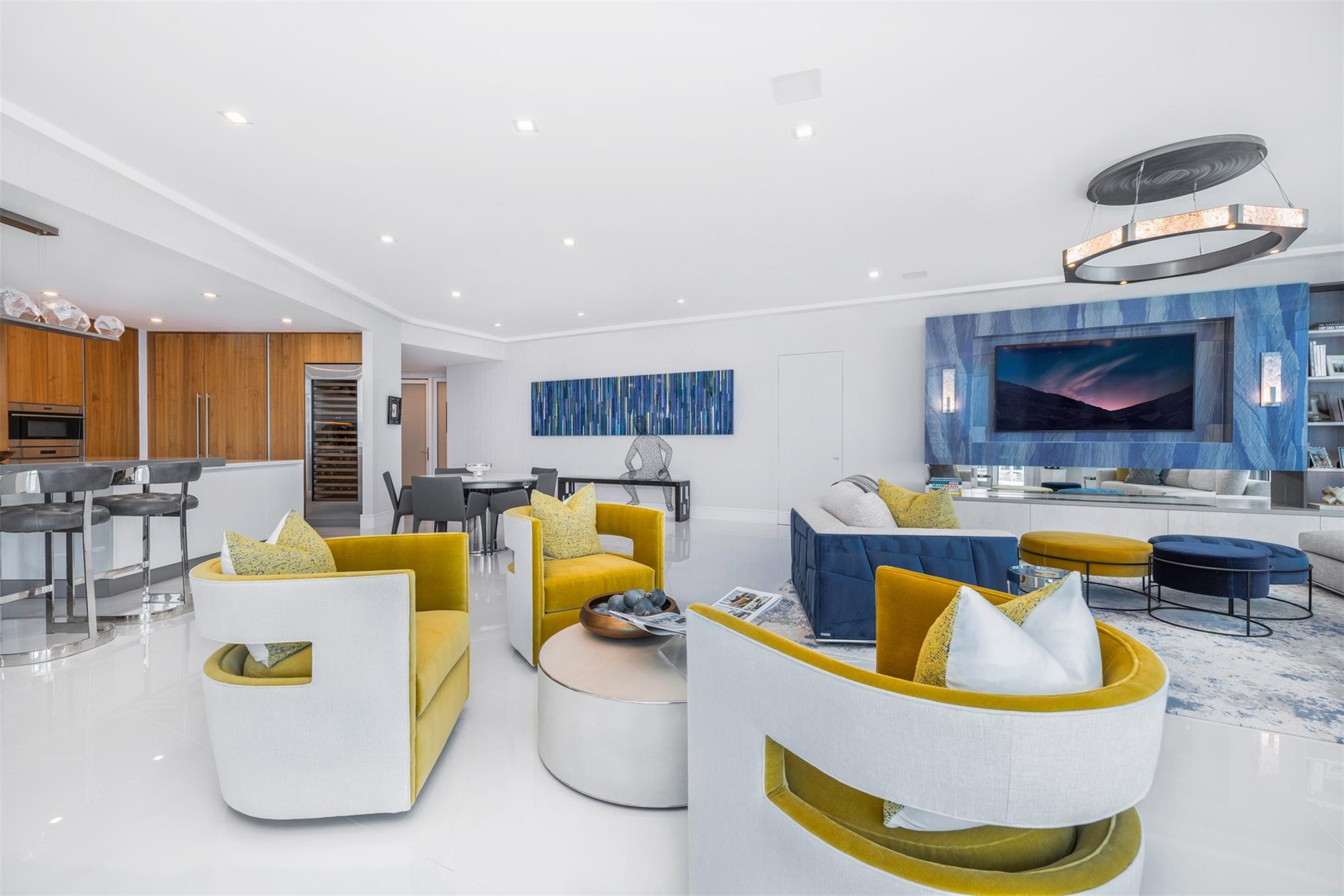 Paramount - Residential