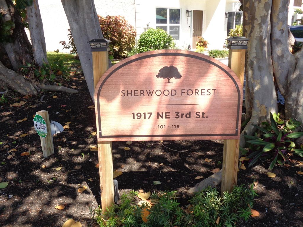 Photo of 1917 NE 3rd Street #103, Deerfield Beach, FL 33441 (MLS # B26021998)