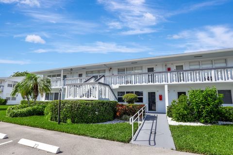 A home in Deerfield Beach