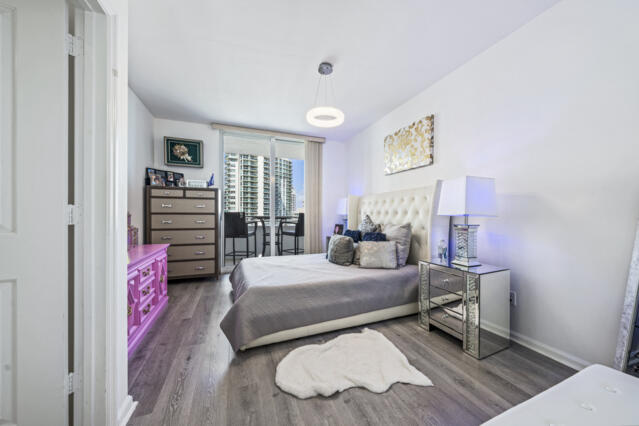 NURIVER LANDING CONDO - Residential