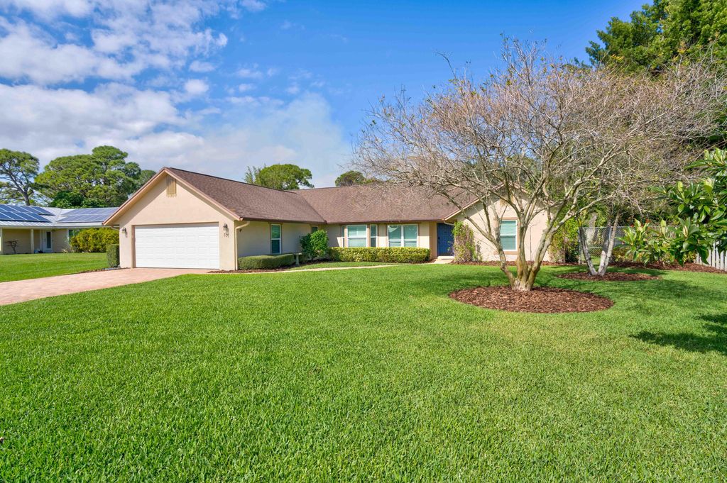 Photo of 701 NE Town Terrace, Jensen Beach, FL 34957 (MLS # R10865440)