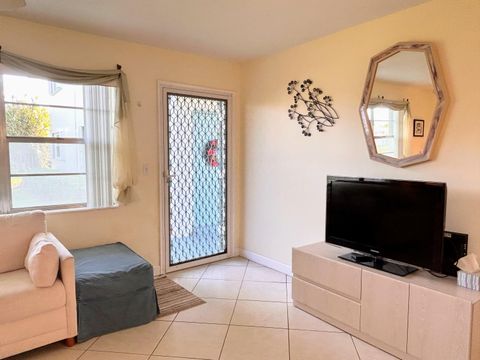 880 Horizons W 109 Boynton Beach FL 33435